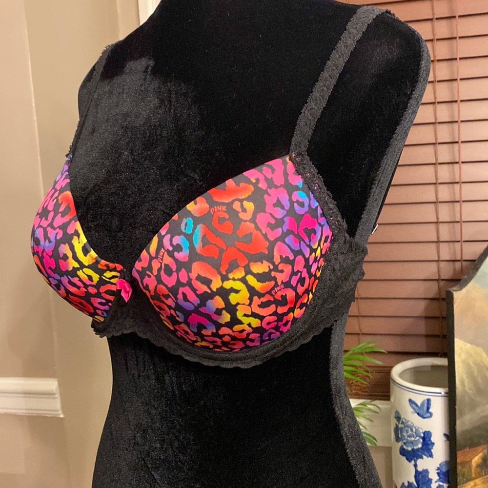 FOUR Victoria’s Secret PINK Bras